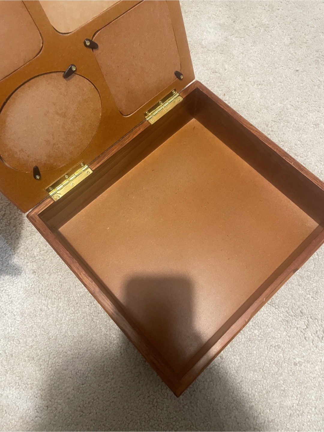 Wooden Photo Memory Box with 4 Frames - photo 4