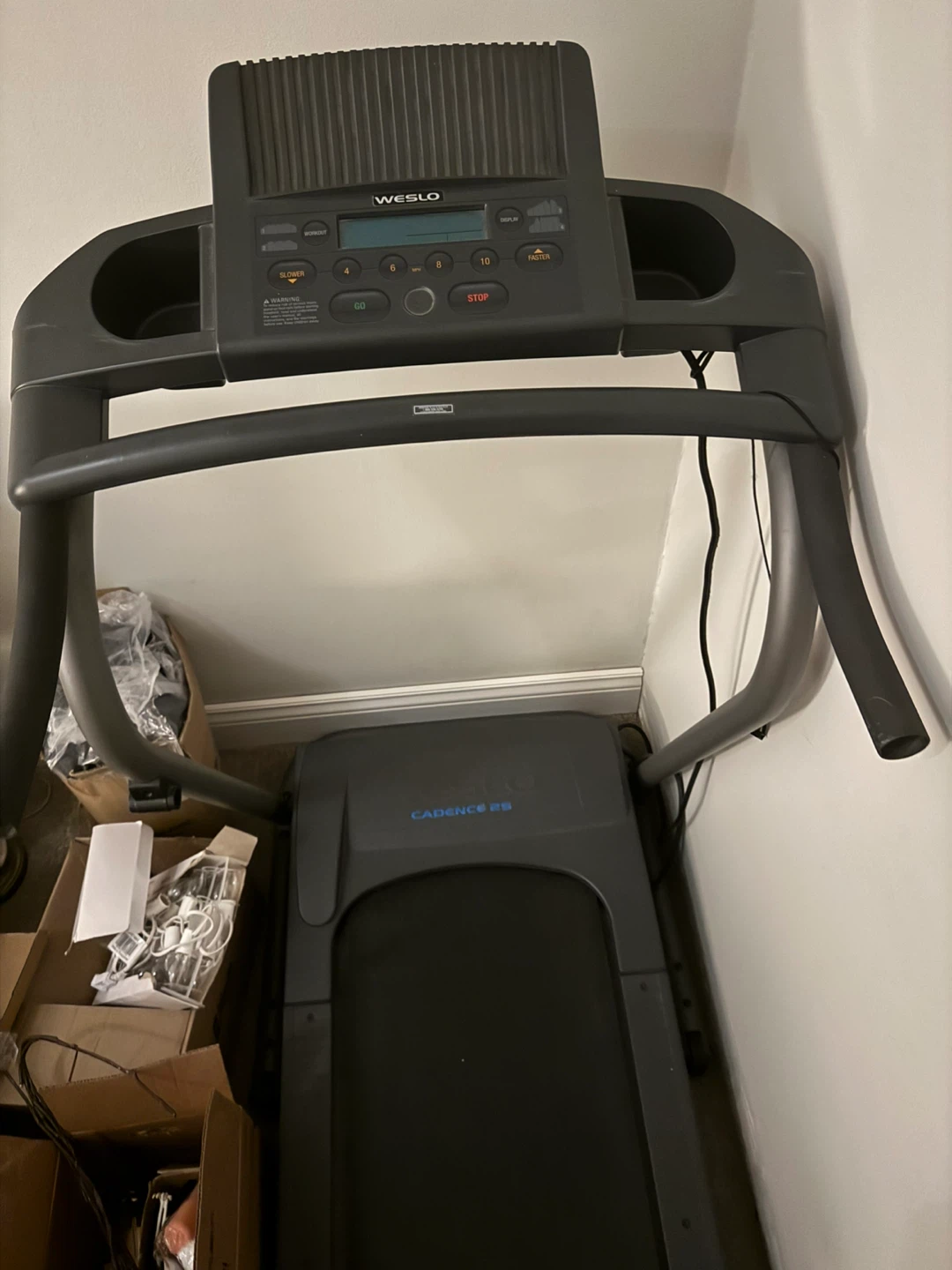 Weslo Cadence 25 Treadmill - photo 4