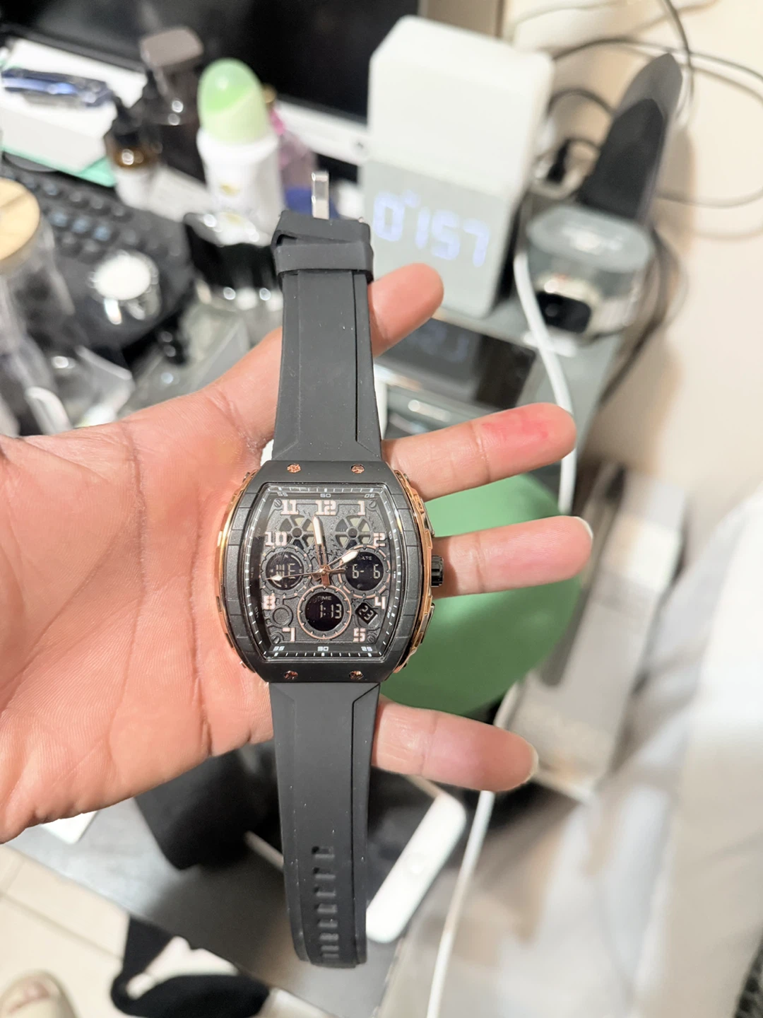 ZEE.ZEE Chronograph Watch - photo 4