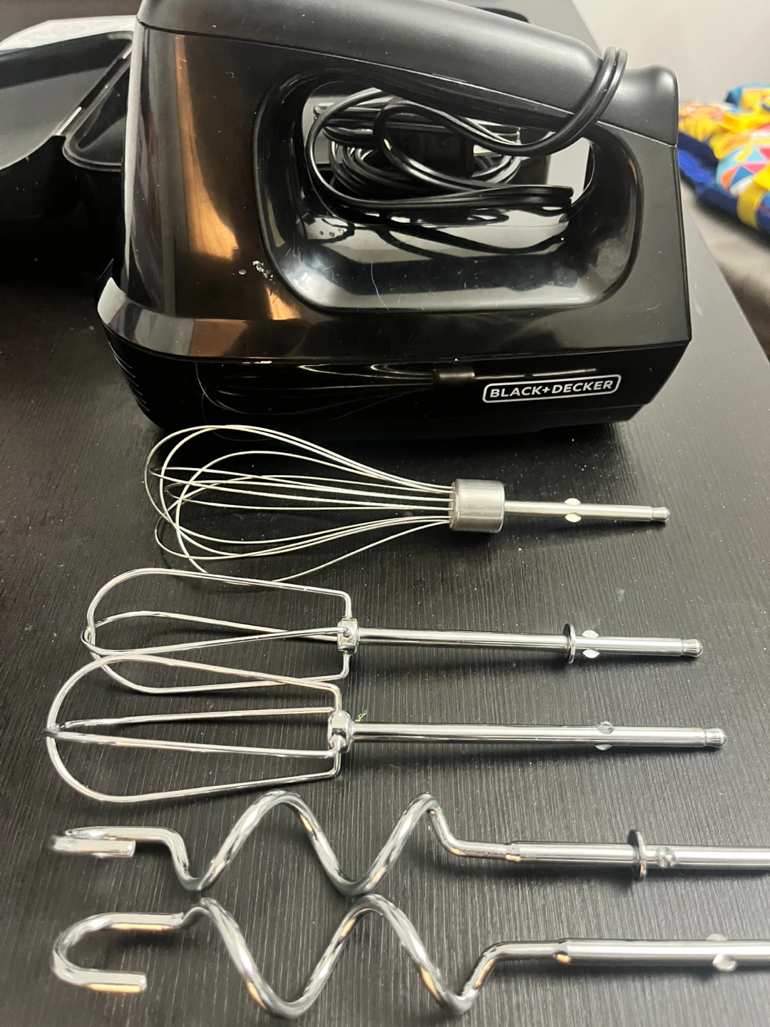 BLACK+DECKER 6 Speed Hand Mixer - photo 4