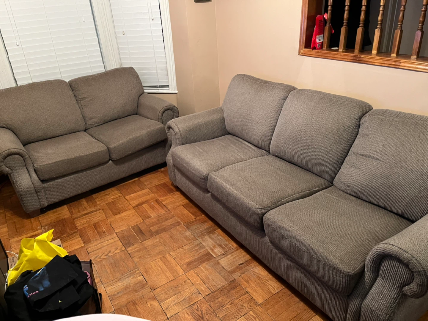 ❗️LAST DAY❗️Selling a 2 and 3 Seater Grey-Brown Sofas