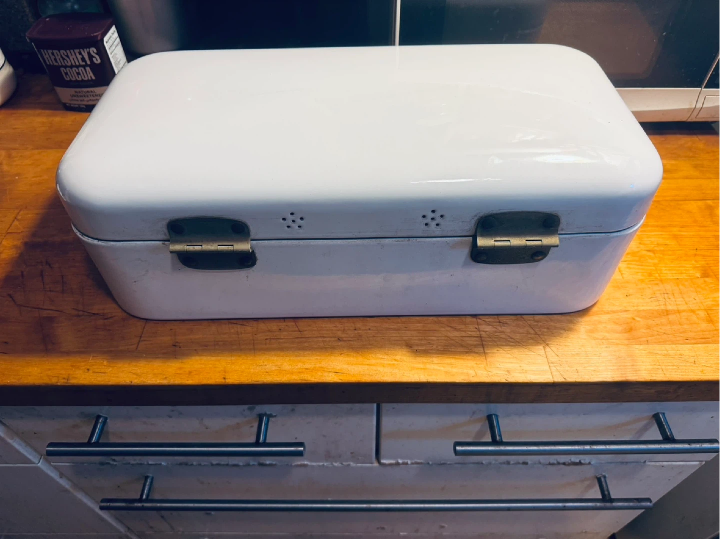 White bakelite breadbox - photo 3