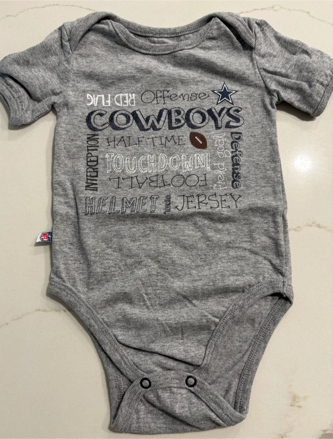 Dallas Cowboys NFL Baby Bodysuit 18-24 Months