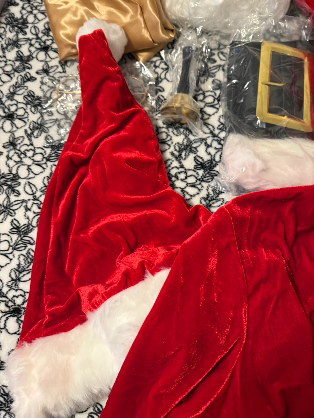 Premium Santa Costume Set - photo 5