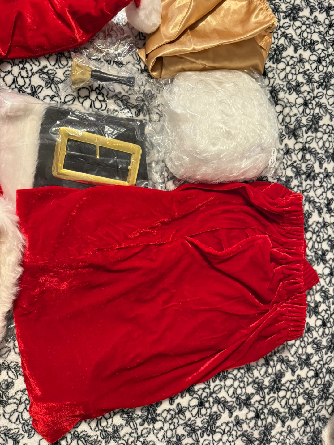 Premium Santa Costume Set - photo 3
