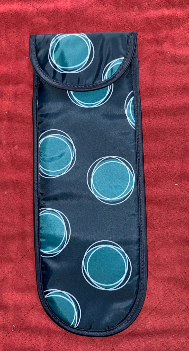 31 Style flat iron carrying case, new
