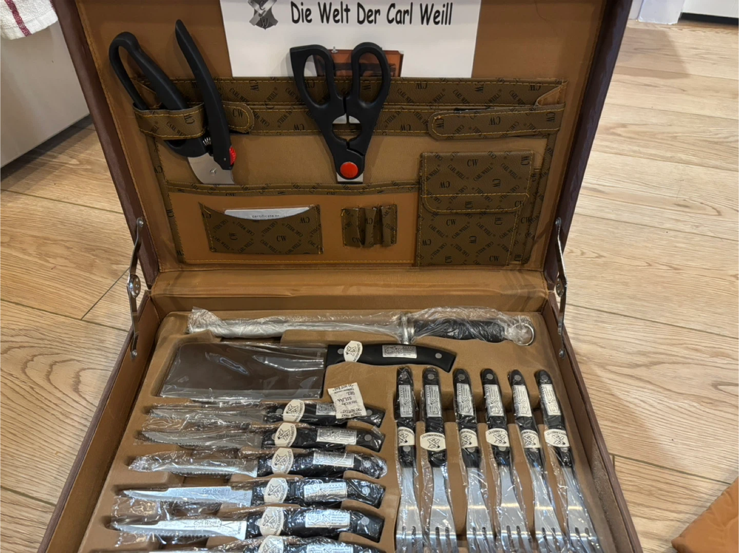 Carl Weill Knife Set with Case