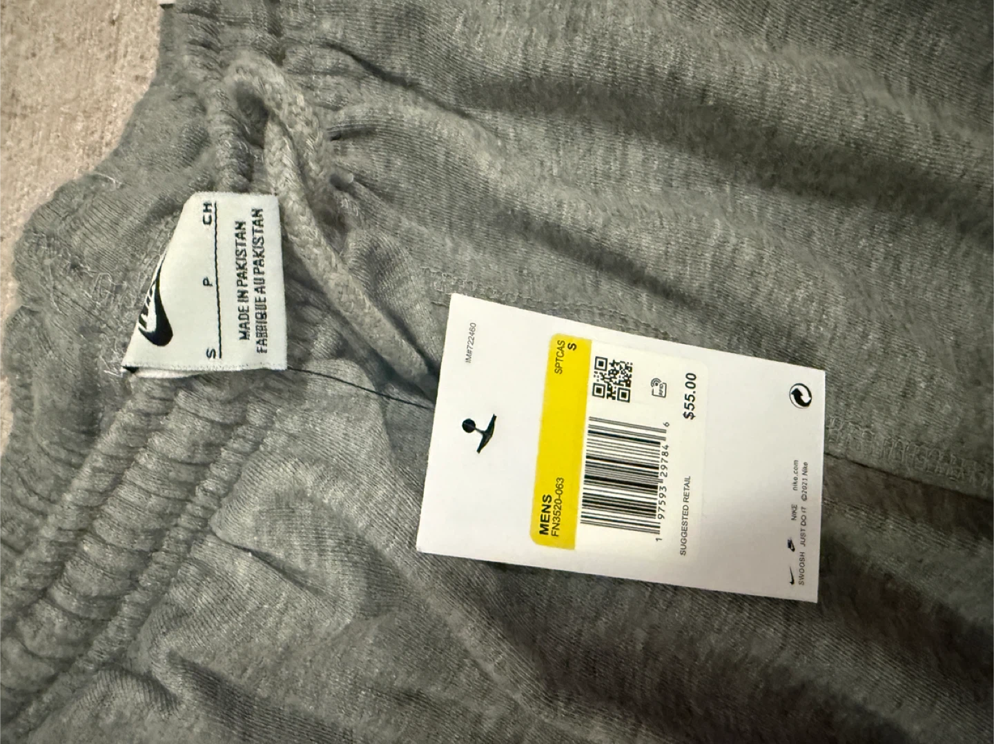 BNWT Nike Men’s size small grey cotton shorts - photo 2