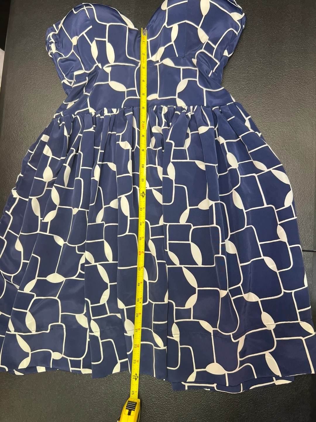Blue and White Pattern Strapless Dress - photo 3