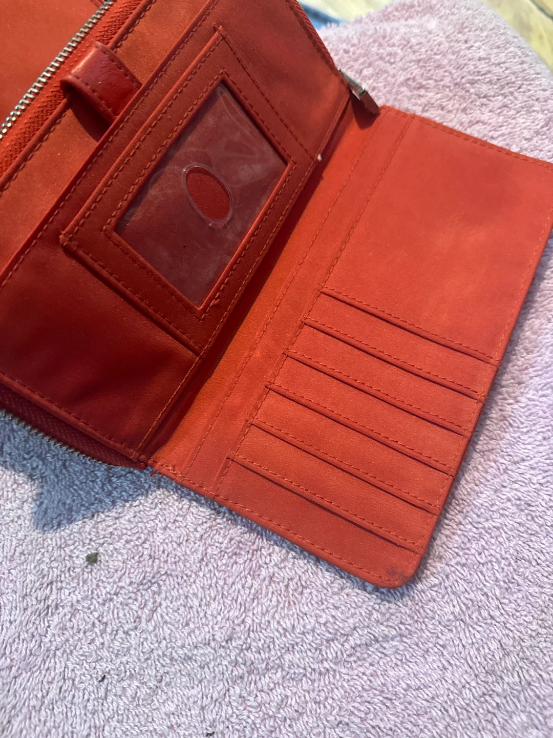 Red Bifold Wallet - photo 3