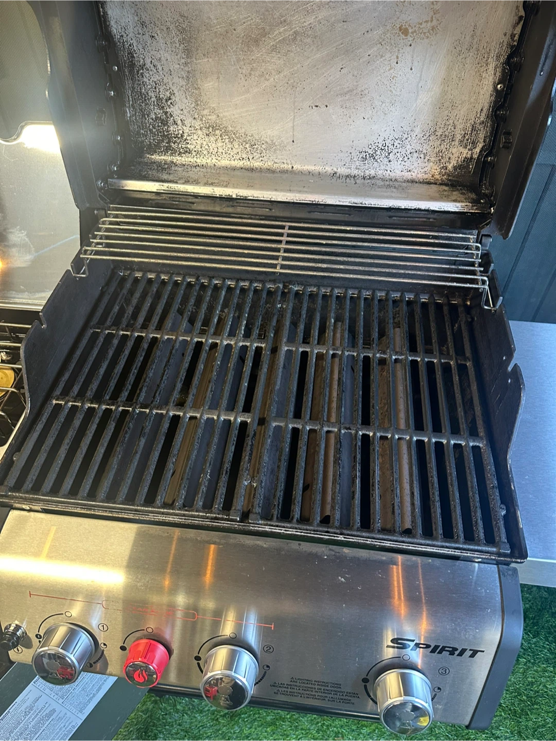 Weber Spirit Gas Grill (FREE DELIVERY) - photo 3