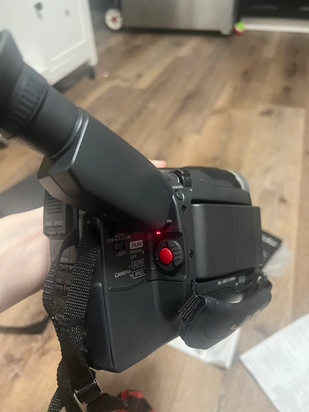 JVC Compact VHS Camcorder with 300x Digital Zoom - photo 2