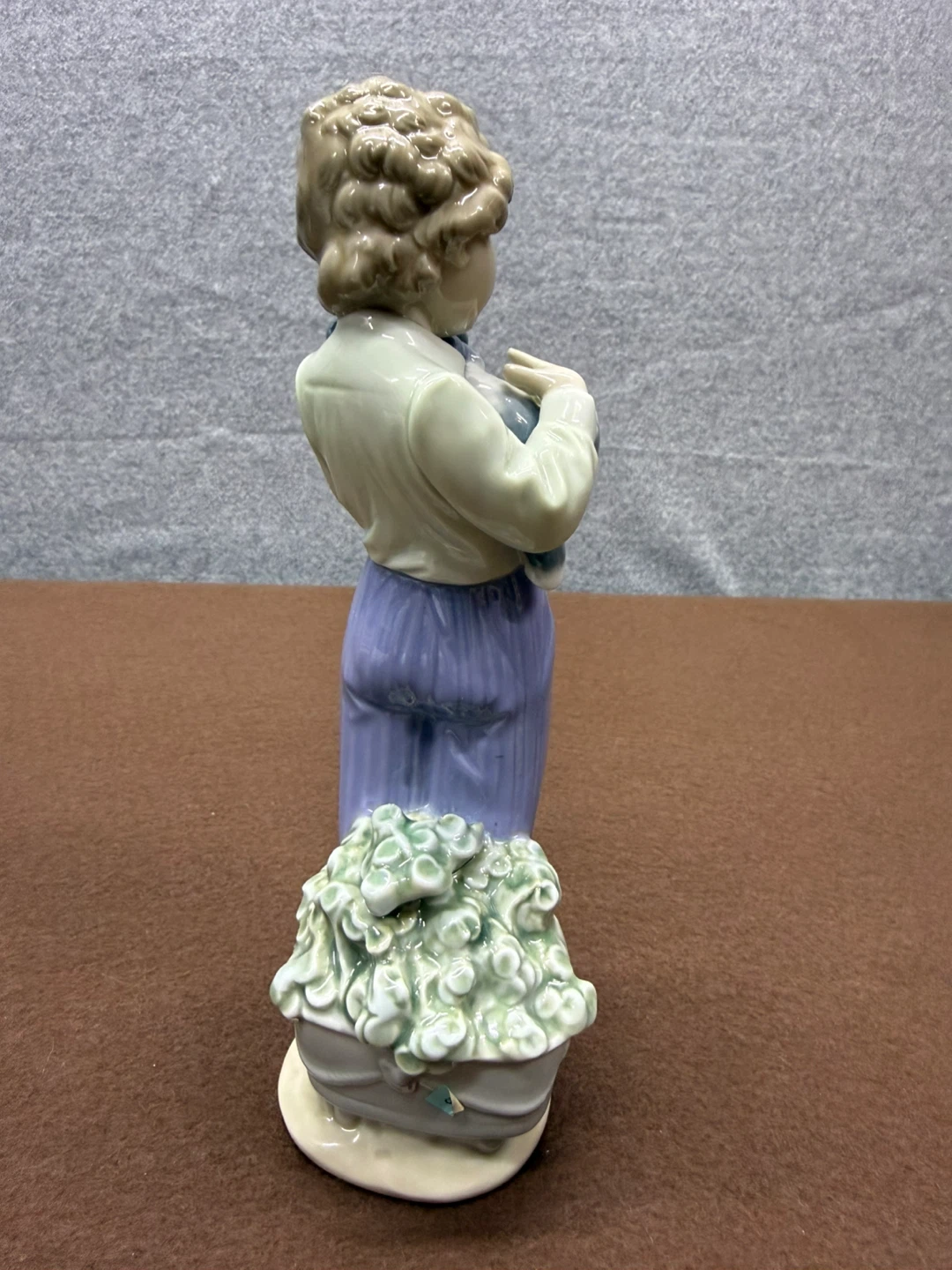 Porcelain Figurine of a Child Holding a Dog with Flowers - photo 5