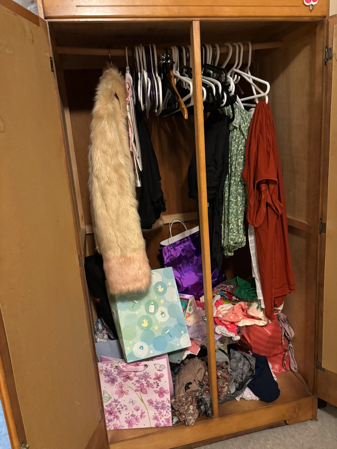 Wooden Armoire/wardrome/closet/cabinet with Mirrored Doors - photo 5