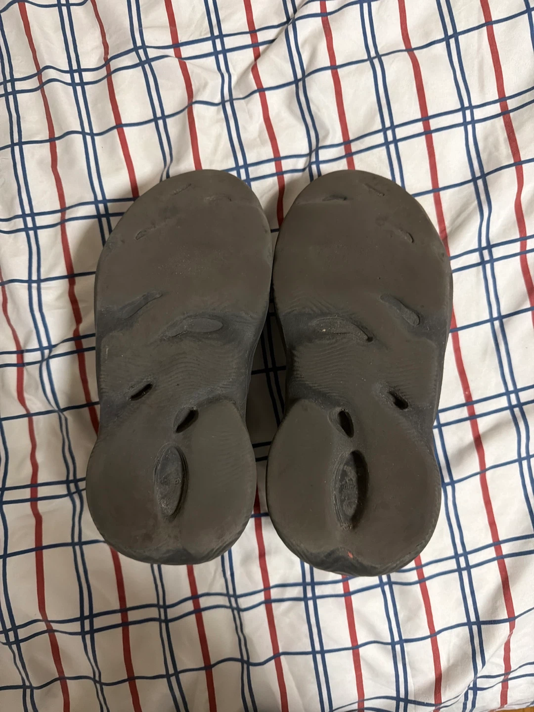 Yeezy foam runners - photo 5