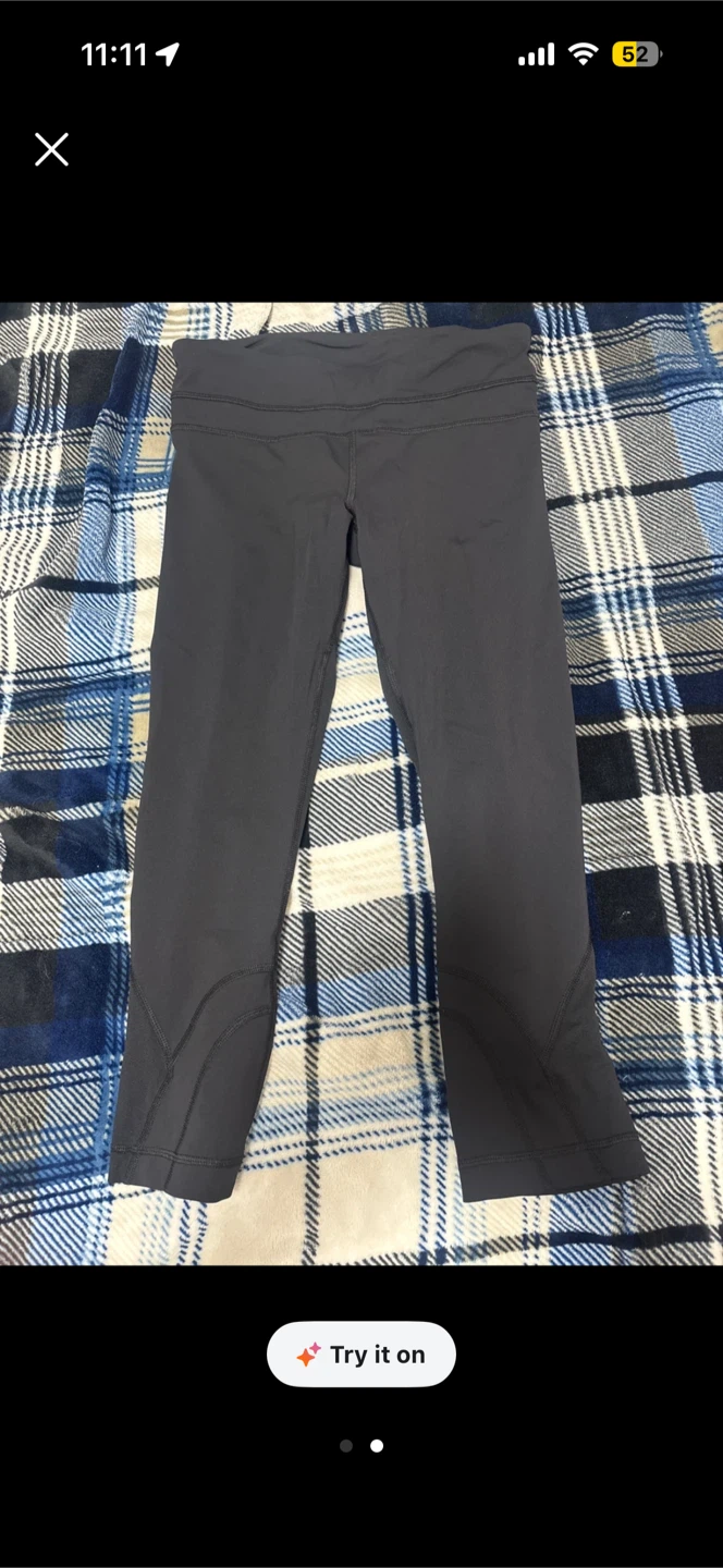 Lululemon Grey Cropped Leggings size 4