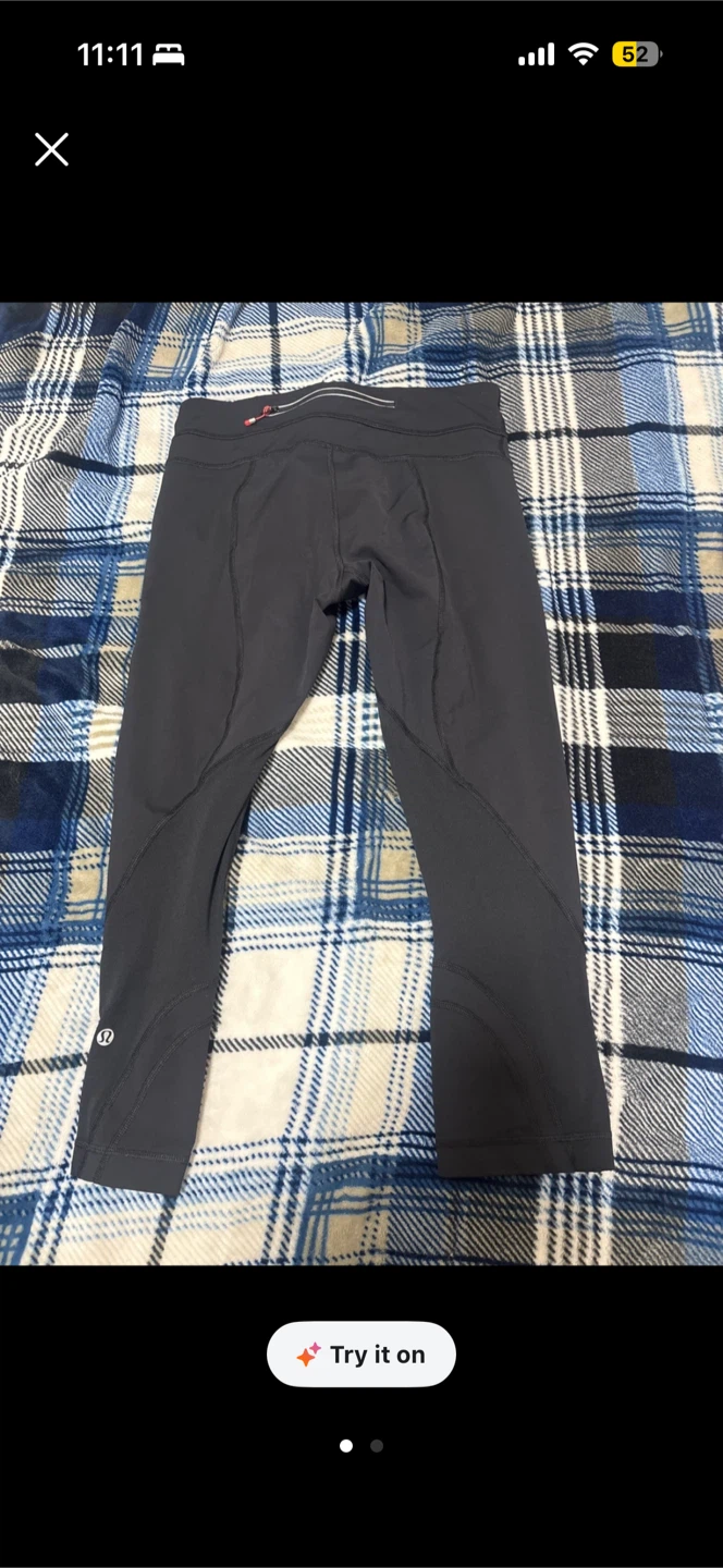 Lululemon Grey Cropped Leggings size 4 - photo 2