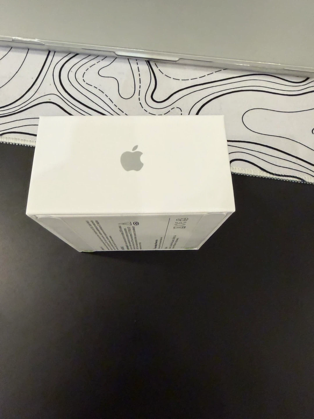 Apple AirPods Pro (3rd Generation) - photo 2
