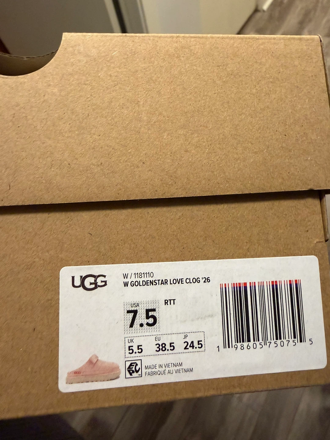 Uggs Valentine Goldenstar Love Clog - Size 7.5 W - photo 3