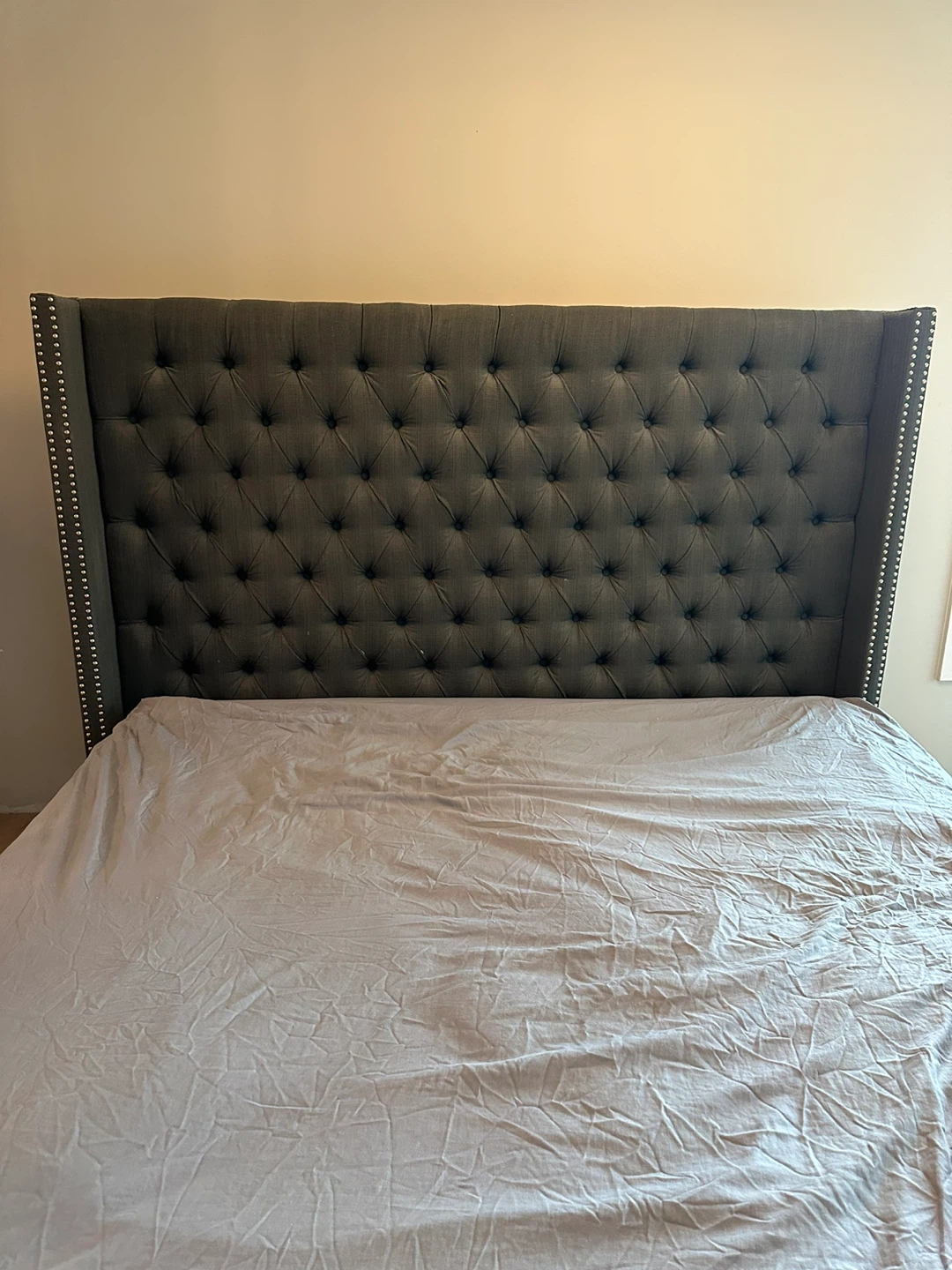 Grey Tufted Wingback King Bed Frame - photo 2