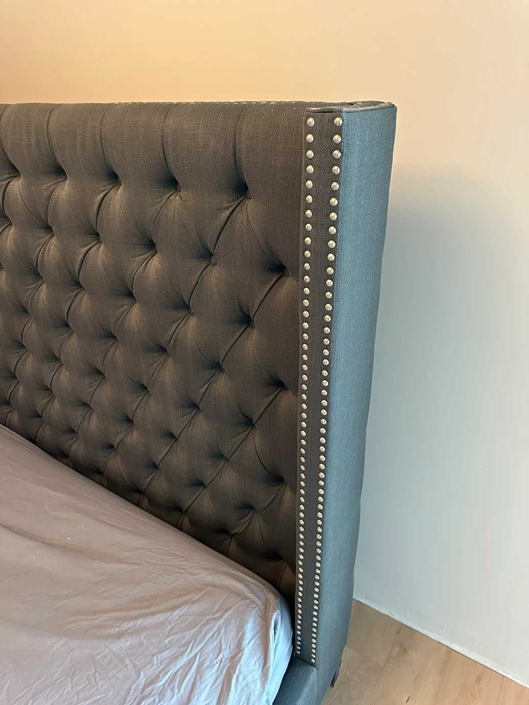 Grey Tufted Wingback King Bed Frame - photo 3