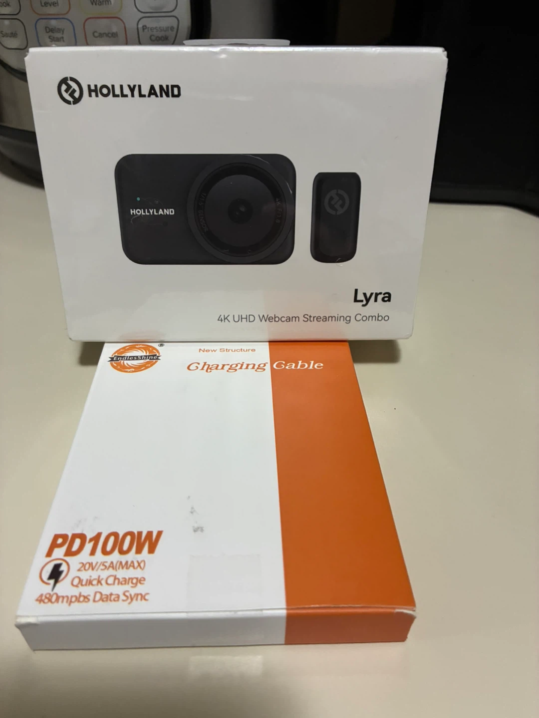 HOLLYLAND Lyra 4K UHD Webcam Streaming Combo