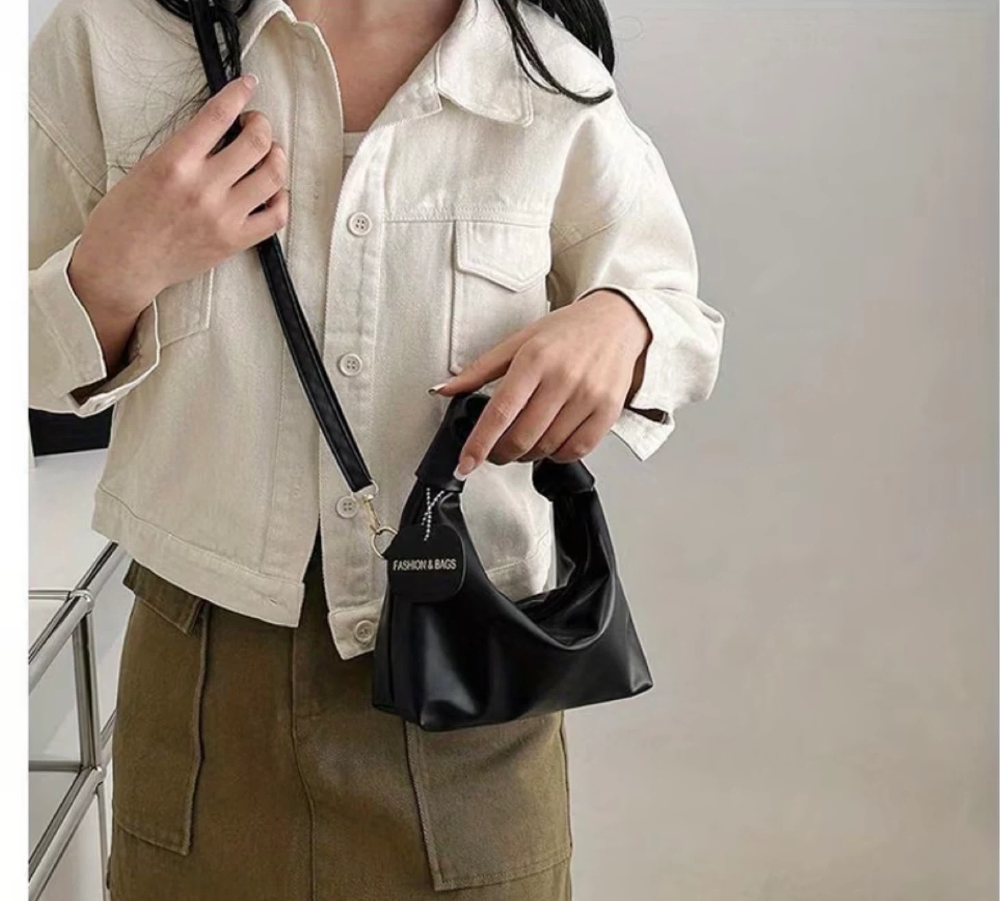 New! Black  Handle Handbag - photo 4