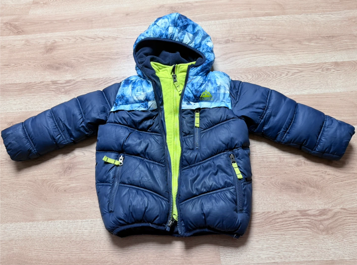Snozu Puffer Jacket Size 4T🥕