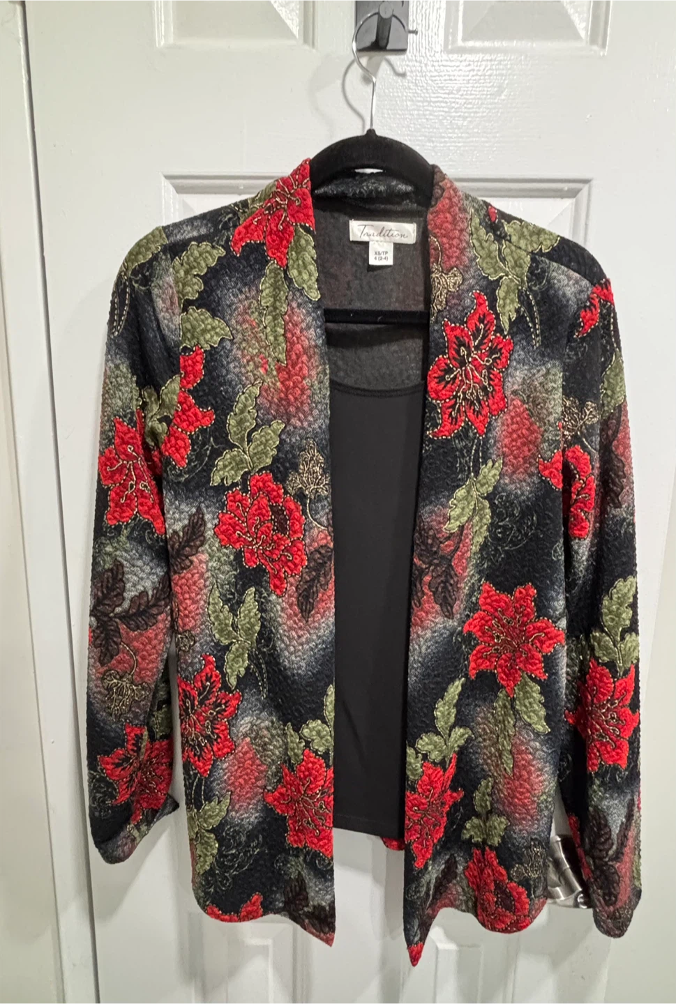 Traditions Women's Floral Blouse/Blazer with Black Tank Top