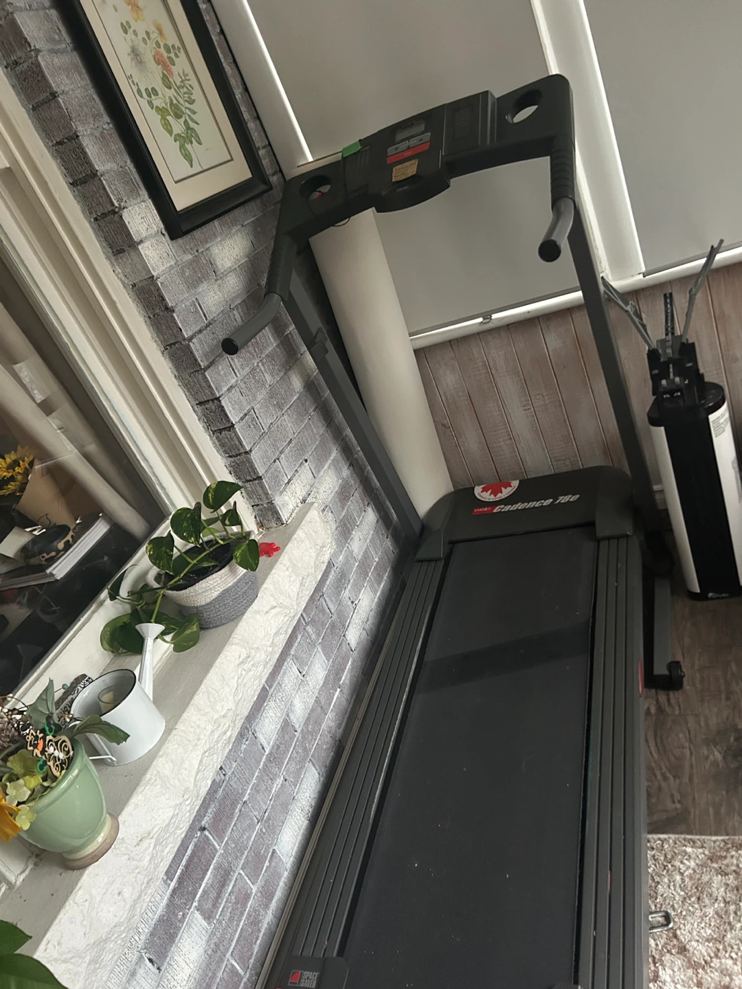 Weslo Cadence 750 Treadmill - photo 2