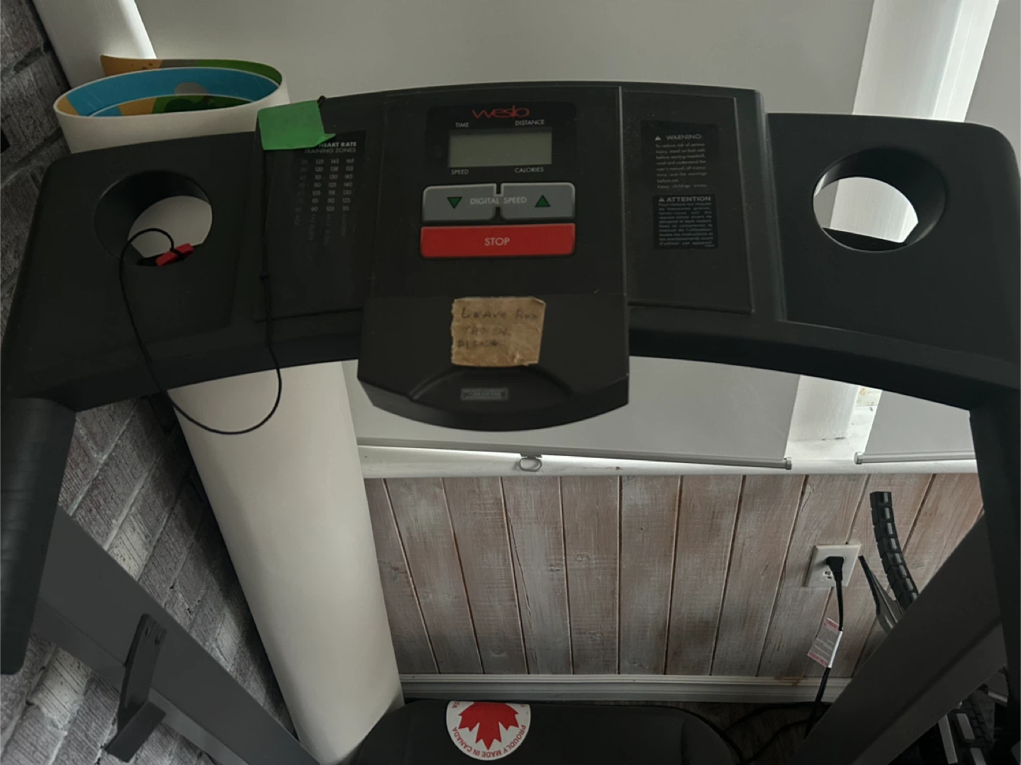 Weslo Cadence 750 Treadmill - photo 3