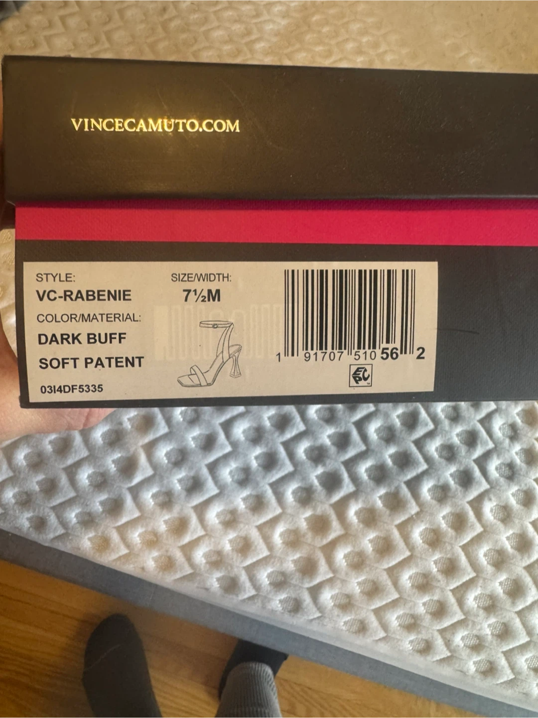 Vince Camuto VC-RABENIE Dark Buff Soft Patent Heels Size 7.5M - photo 3