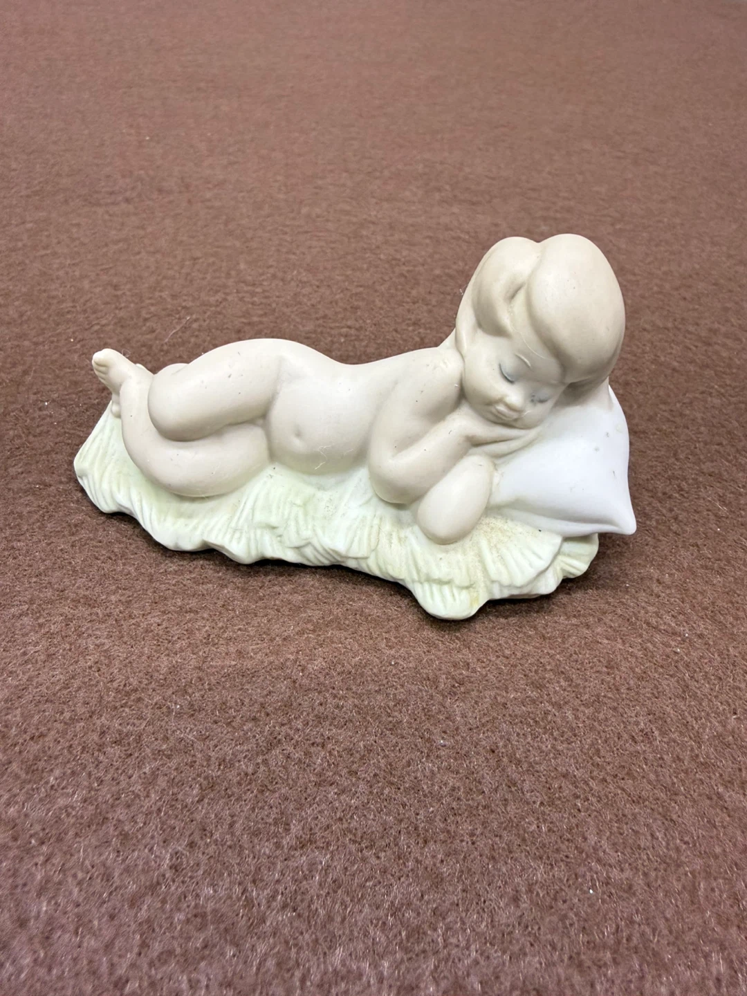Lladro 4670 Porcelain Figurine Baby Sleeping MATTE