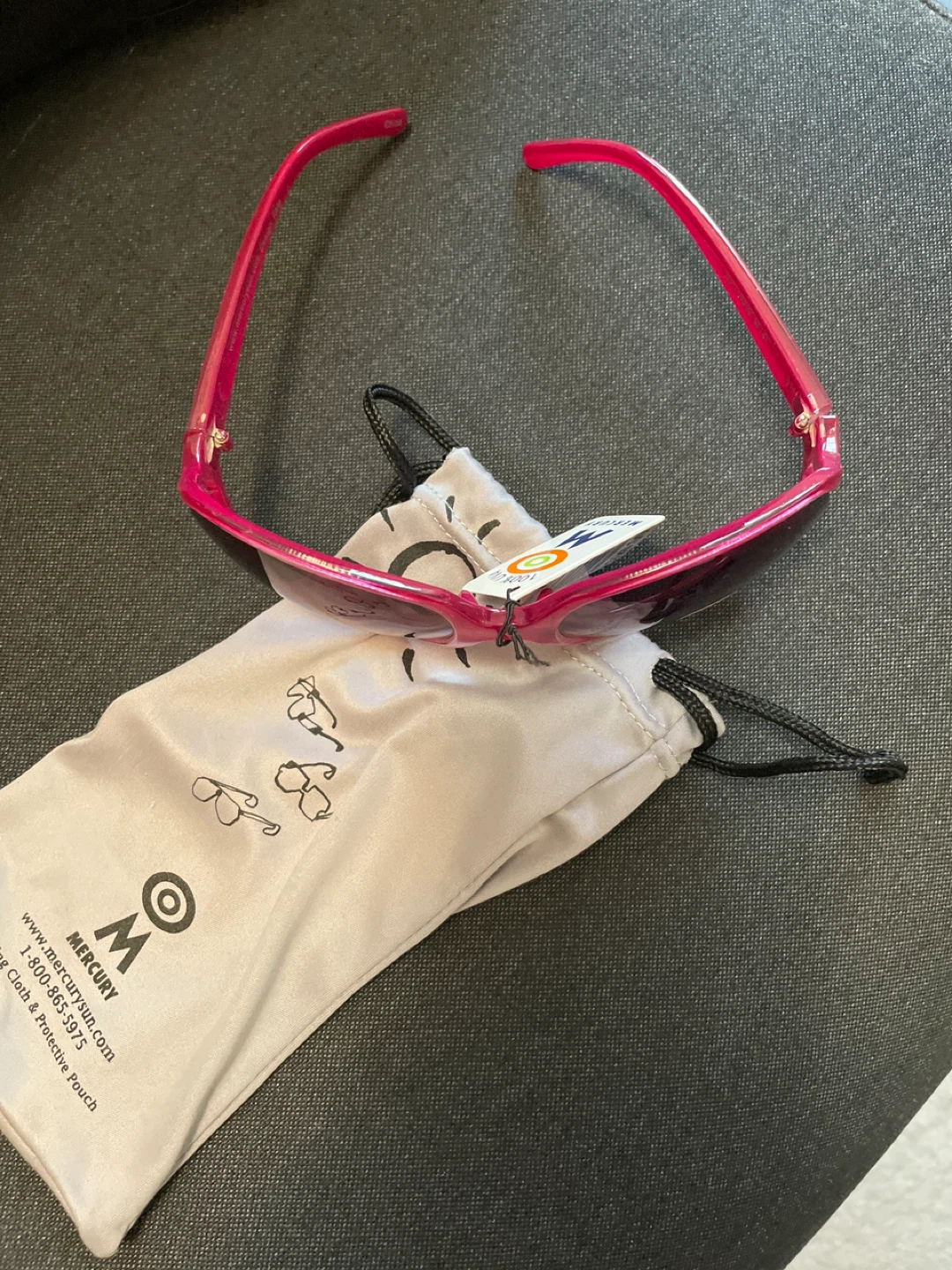 Brand new Pink Fashion Sunglasses - photo 2