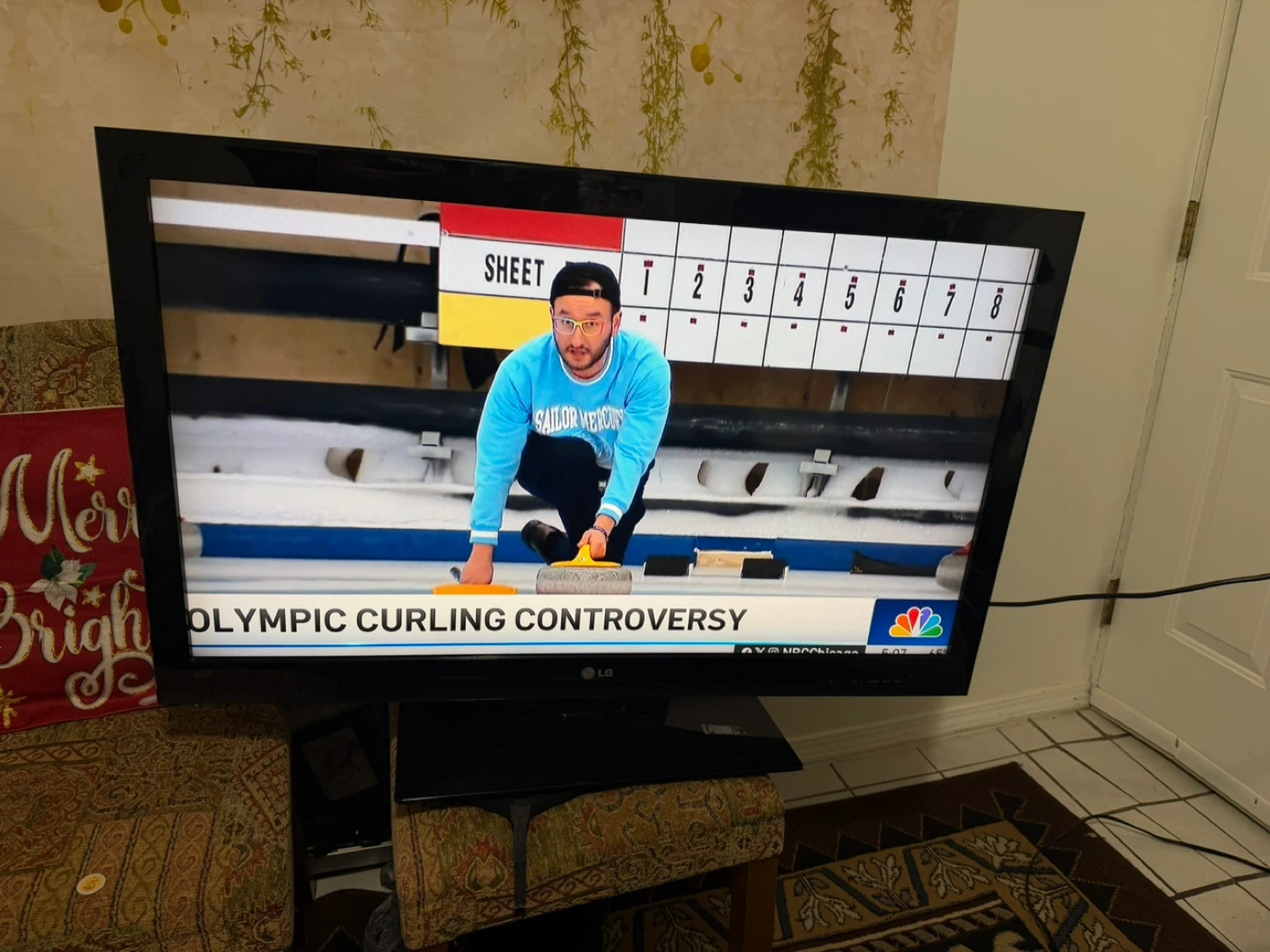LG 42CS570-UD 42" HD TV