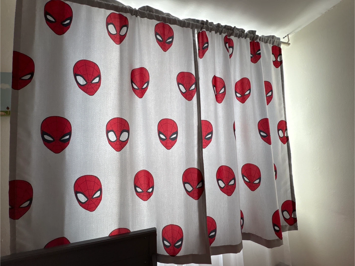 Spider-Man Face Pattern Curtains - photo 2