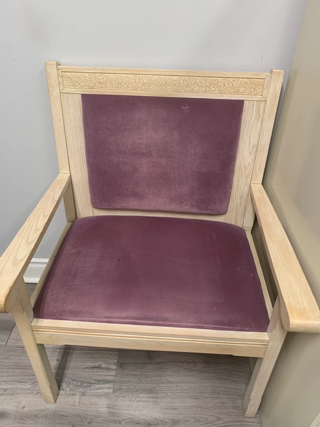 Stacking chairs with black seats and wood accents - photo 2