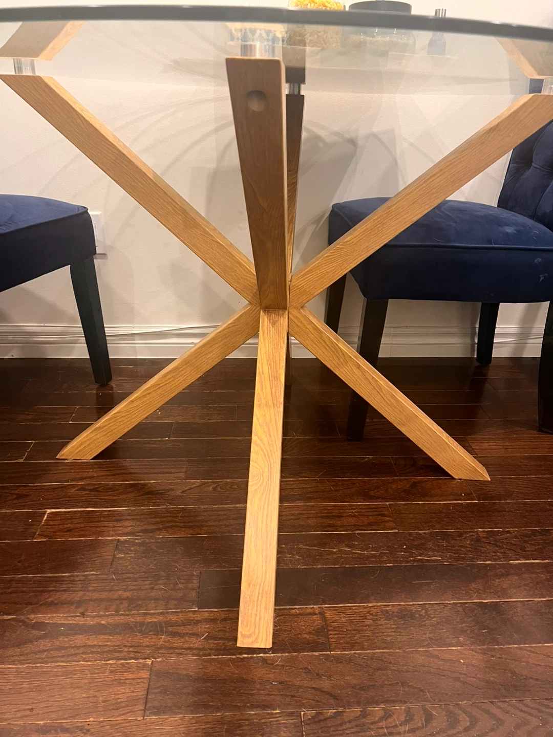 Modern Round Glass Dining Table