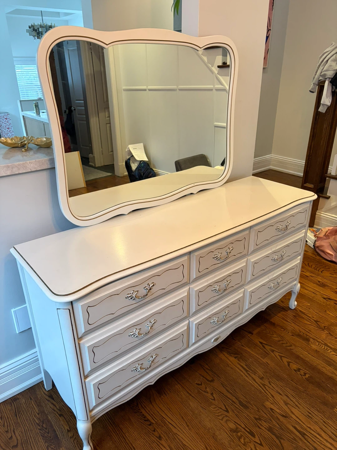 Baronet 9-piece Bedroom Set + FREE BOXSPRINGS - photo 5