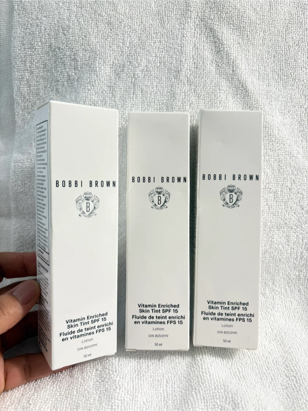 Bobbi Brown Vitamin Enriched Skin Tint SPF 15 Lotion - Golden 1