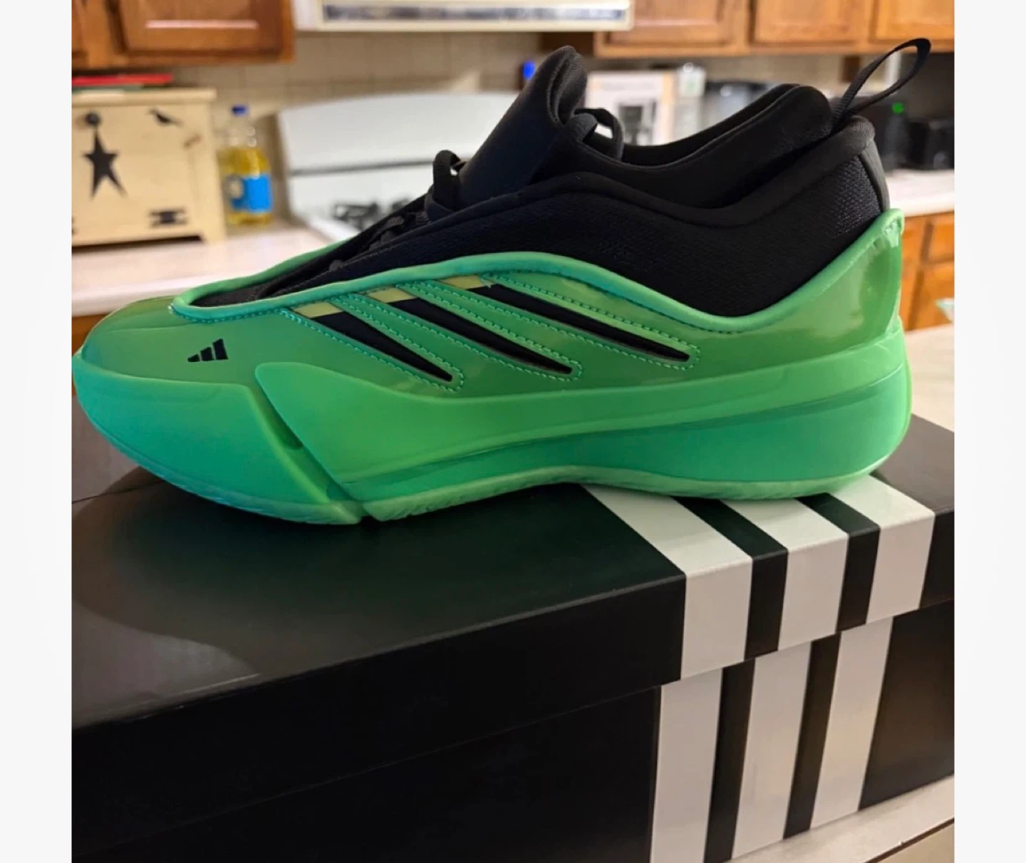 Adidas Dame 8 "Court King" Basketball Shoes