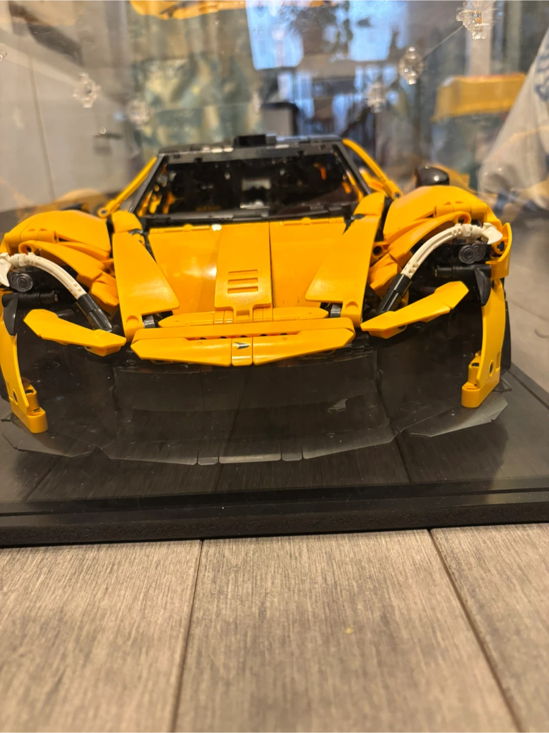 LEGO Technic McLaren Senna GTR 42123 - photo 2