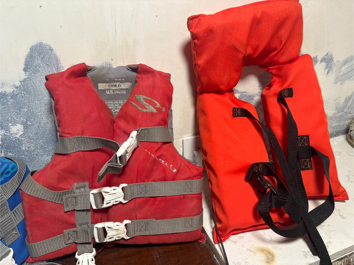 Child Life Vests (2)