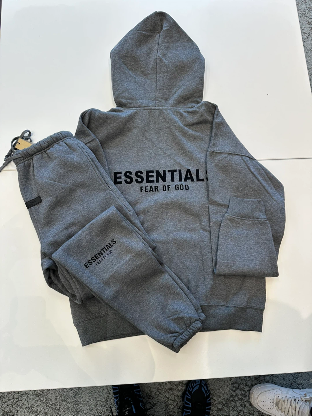 Dark grey Essentials set - photo 3