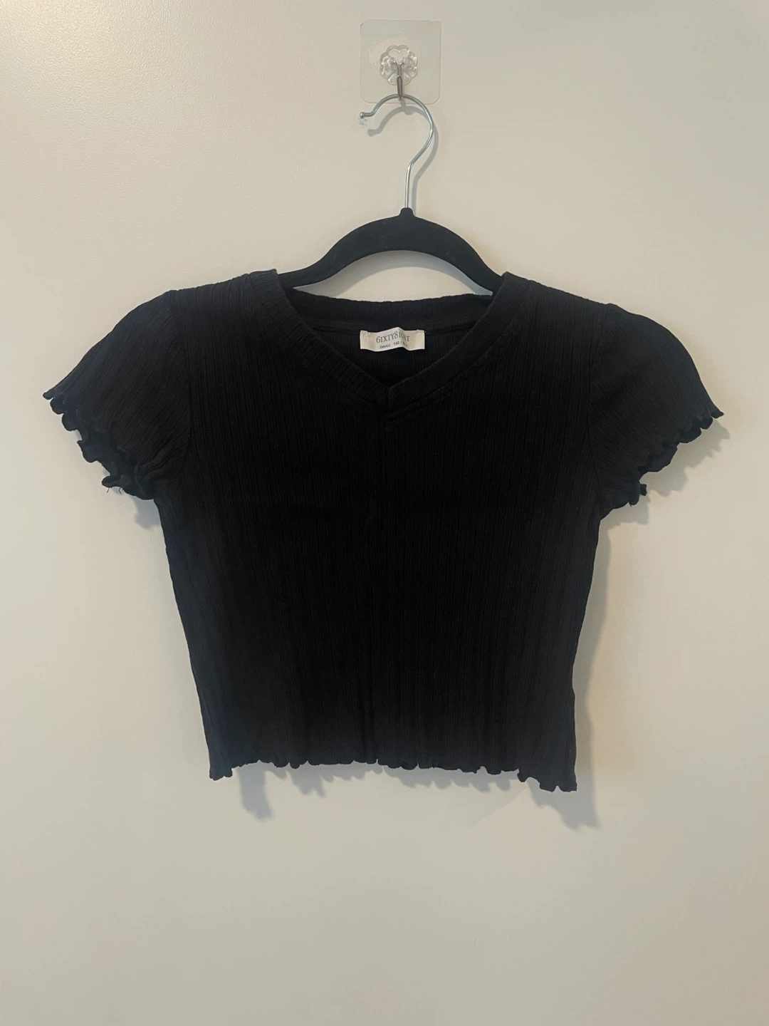 Sixty8ight Black Ribbed V-Neck Crop Top