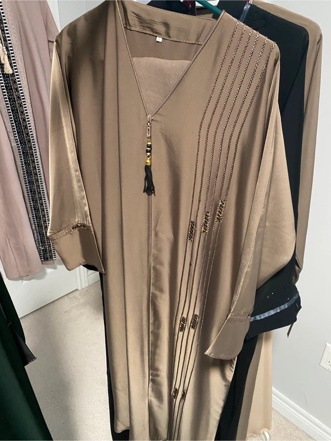 Zipped Abaya with Beaded Embellishments - photo 5
