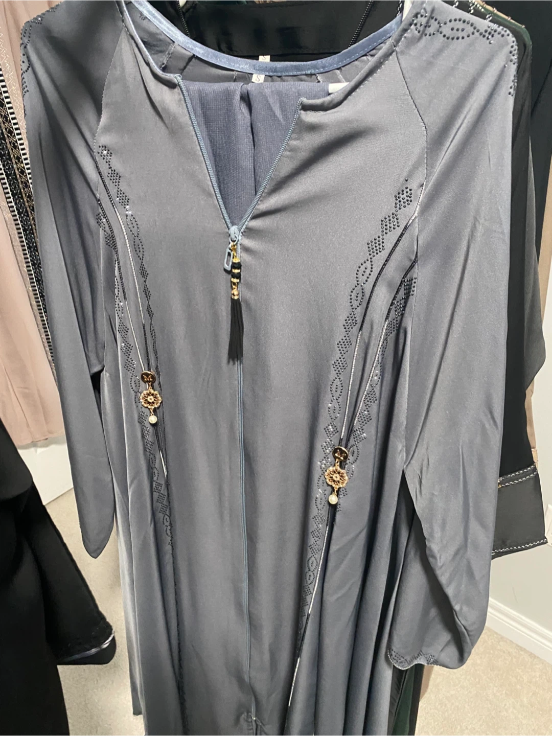 Zipped Abaya with Beaded Embellishments - photo 2