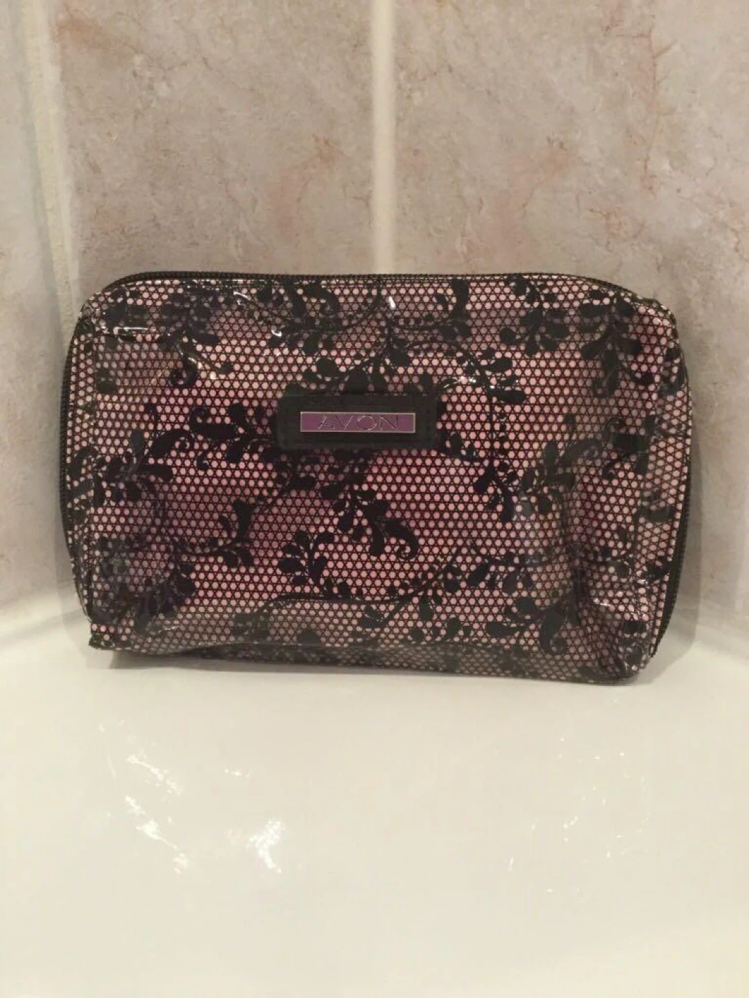 Avon Cosmetic Bag - photo 3