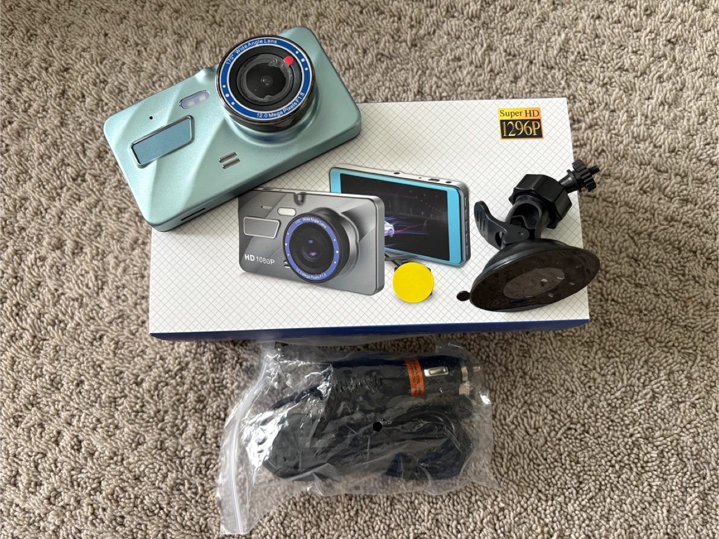 Super HD 1296P Dash Cam with 4" Display & 170° Wide-Angle Lens