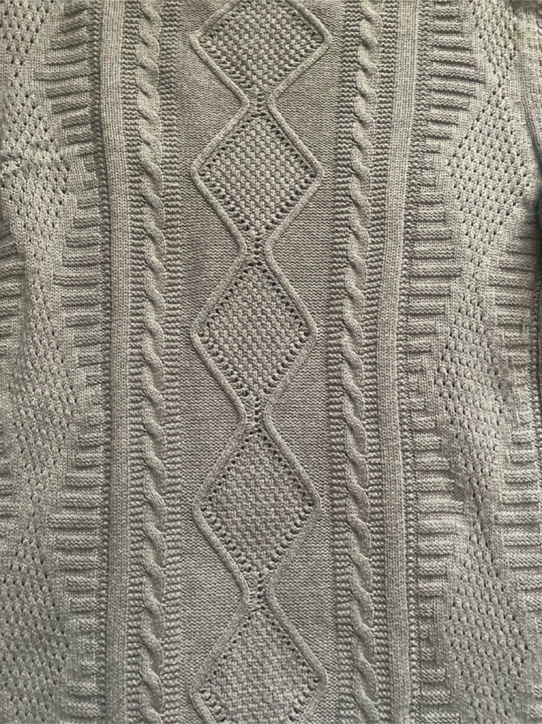 Cozy Grey Banana Republic Cable Knit Sweater- Great Condition! - photo 4